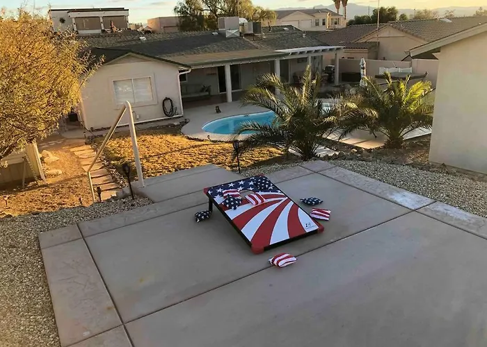 Jacuzzi Pool & Casita Wifi Ac Tvs Rv Boat Parking Lake Havasu City
