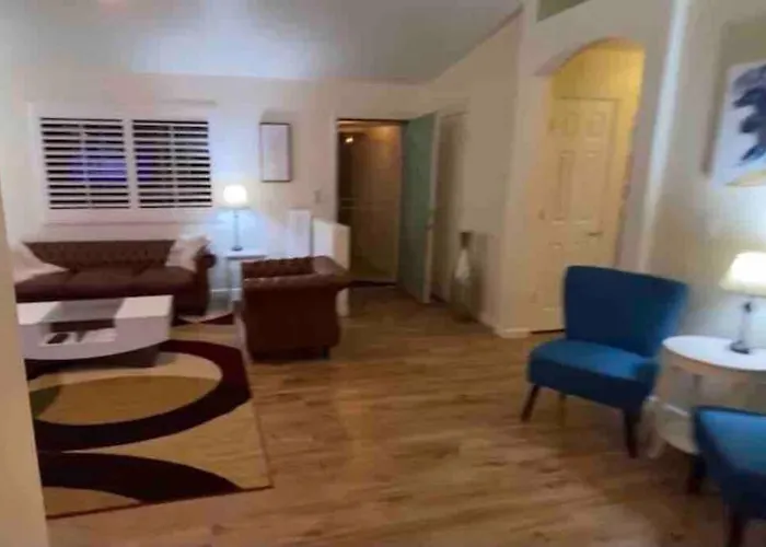 Jacuzzi Pool & Casita Wifi Ac Tvs Rv Boat Parking