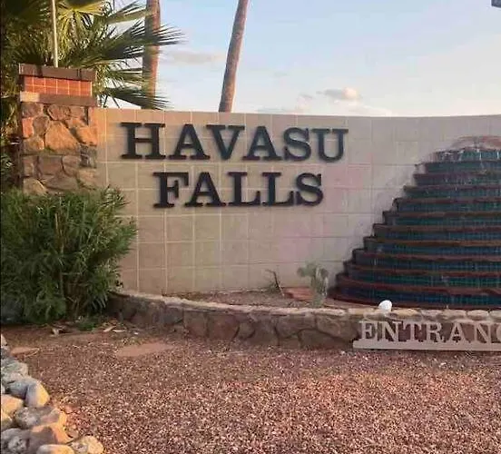 Jacuzzi Pool & Casita Wifi Ac Tvs Rv Boat Parking Lake Havasu City