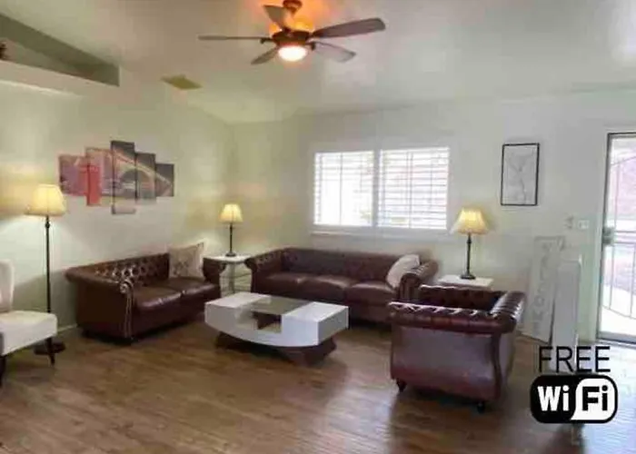 Jacuzzi Pool & Casita Wifi Ac Tvs Rv Boat Parking *