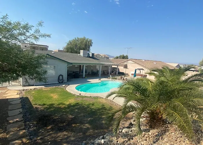 Jacuzzi Pool & Casita Wifi Ac Tvs Rv Boat Parking