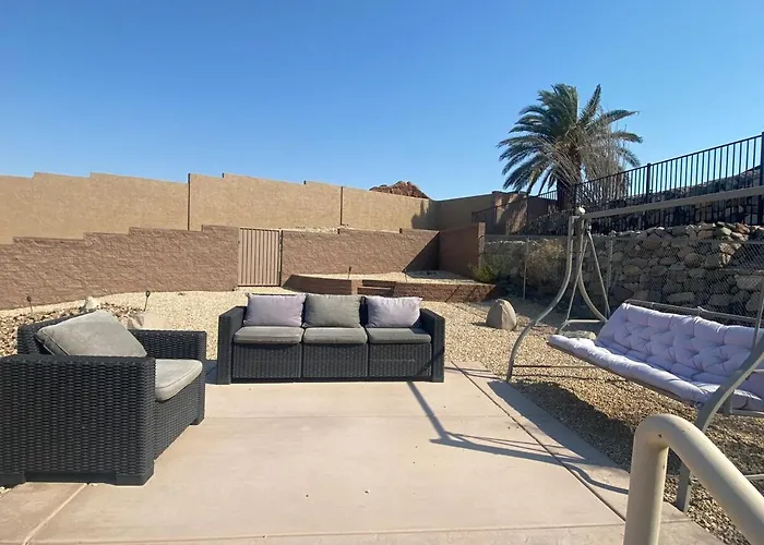 Jacuzzi Pool & Casita Wifi Ac Tvs Rv Boat Parking *
